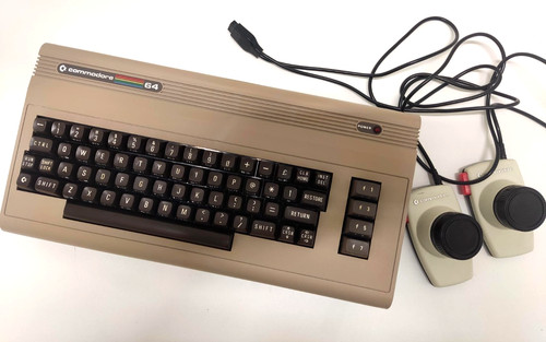 Commodore c64 brotkasten - commodore, +
