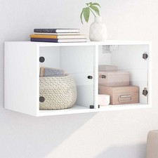 Wandschrank mit Glastüren