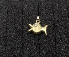 8 Karat Fisch mit Kleinem Stein als  Ketten/ Bettelarmband  Anhänger GG 333