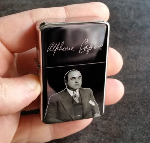 Capone feuerzeug mit - al,