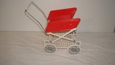 alter Großer  Kinderwagen für Puppenstube ca 1970