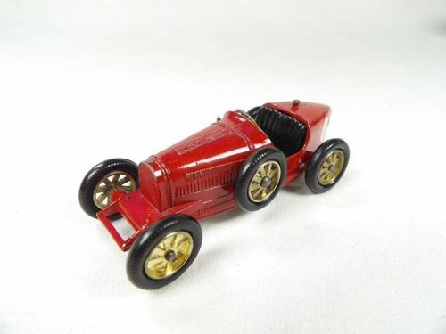 Models yesteryear y06 - of,