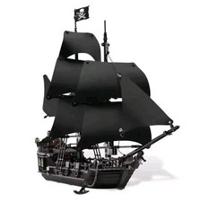 Klemmbaustein Piratenschiff Black Pearl 4184