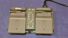 Orginal Nikon MH 26a  Akkuladegerät Batterielader  für Nikon D5, D3, D4