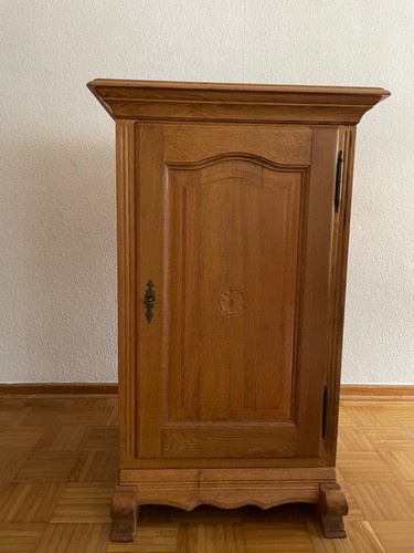 Kleiner schrank eiche - kleiner, massiv