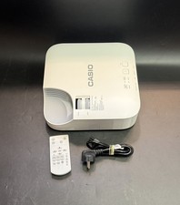 Casio XJ-V1 Beamer DLP