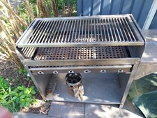 holzkohlegrill edelstahl xxl zu verkaufen , er ist st in einem guten Zustand.