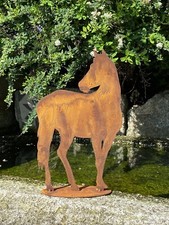 Edelrost Pferd Jessi auf