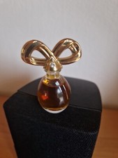 Elizabeth Taylor White