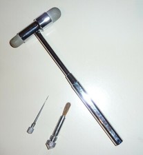 Reflexhammer n. Buck m. Nadel u Pinsel Hammer; Perkussionshammer 