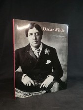 Oscar Wilde (Literary Lives)