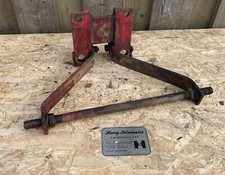 Original Mc Cormick IHC Traktor Halter Unterlenker 320 322 324 326 430 432 439