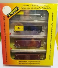 Roundhouse 89438 Spur N Santa Fe Four Pak Set of 4 Cars