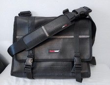 Feuerwear Messanger Bag Gordon 15L -  Schwarz Umhängtasche