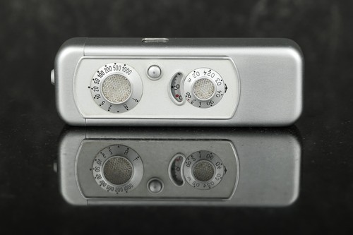 Minox mit blitzaufsatz c4 - minox,