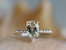 Natürliches Grün Amethyst