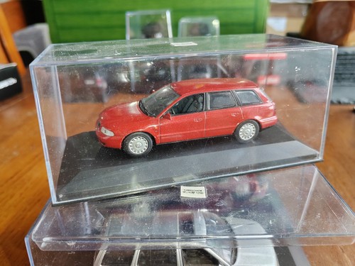 Kastenmodell minichamps - 1/43,