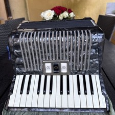 Hohner Akkordeon Student VM