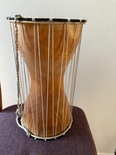 Terre Talkingdrum sprechende Trommel 593 40 cm  Westafrika