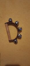 Schellenkranz mit Holzgriff und Lederband Musikinstrument Percussion