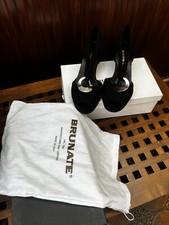 Sandalen mit Absatz Braun