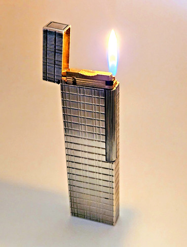 Dupont tischfeuerzeug - s.t.,