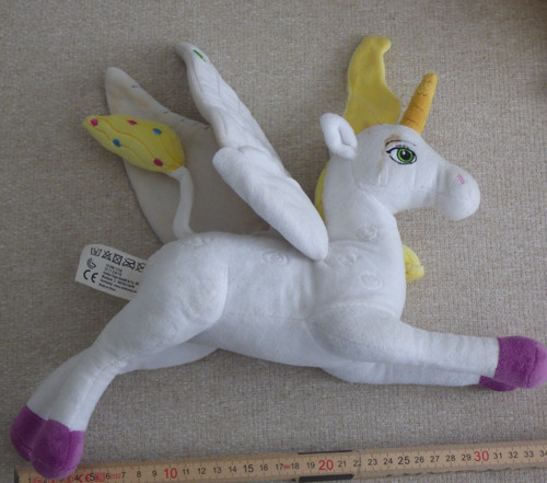 Onchao mia and einhorn - onchao,