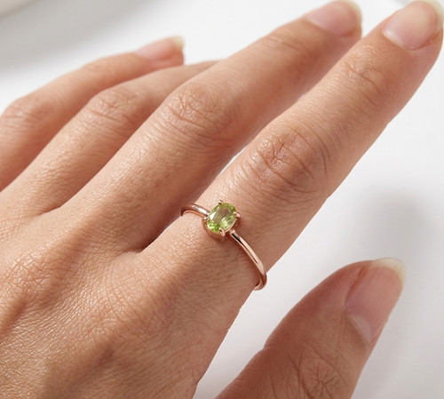 Peridot oval 4x6mm grün - peridot,