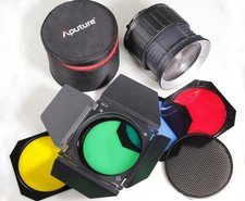 Aputure Spot Fresnel Glas-Linse Dreh Zoom mit Flügeltor, Farbfolien,Wabe,Tasche
