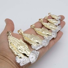 Strukturierter Anhänger