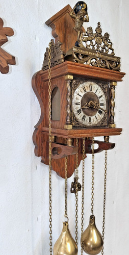 Alte wanduhr weltkugel - ,