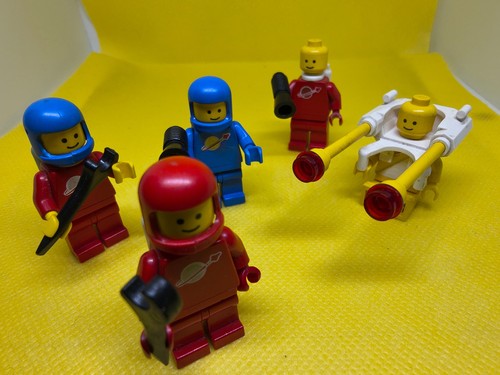 Lego space astroman classic - space,