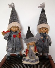 3 Stück Wichtel-Puppen Familie grau Zipfelmützen