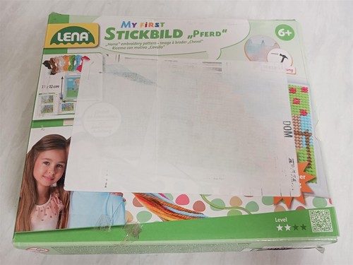 Lena first stickbild - -,