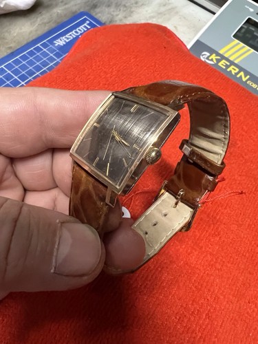 Alte armbanduhr - alte,