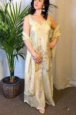 Gold bestickt Zardausi