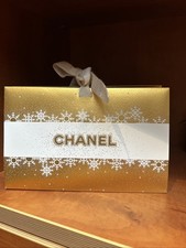 Leerer Chanel Karton Verpackung edel Luxus