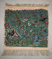 Handgewebter Wollteppich