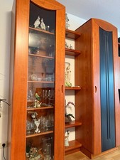 Schrankwand aus Kirschbaum