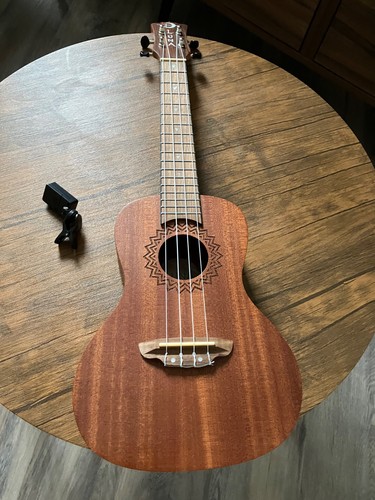 Luna dukes ukulele - akustik, nie