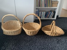 3 geflochtene Körbe