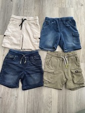 Kleiderpaket (Set) - kurze Hosen, Jungs, Größe 104