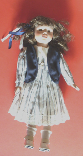 Porzellanpuppe 40cm