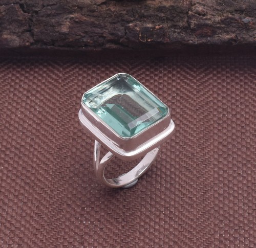 Schöner aquamarin edelstein - schöner, aquamarin-edelstein
