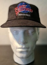 Baseball Cap und Pin Planet