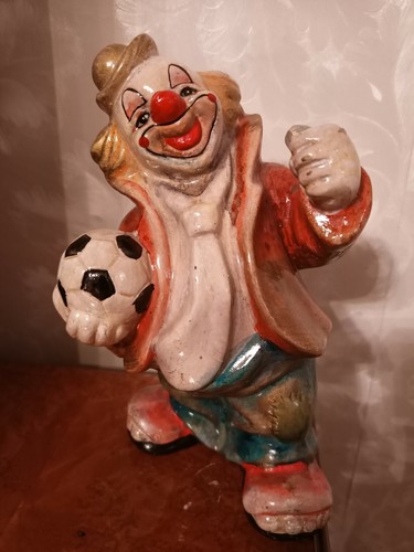 Spardose clown figur aus ton - figur,