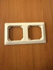 Merten 2-fach Rahmen M1 cremeweiß 