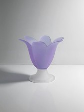 80er Alexandrit Glas Fußschale / Vase Blumen Floral Violett Flieder Neodym Glas