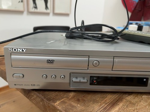 Video recorder sony - video, slv-d910