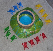 QUAK QUAK Der Sprung in den Brunnen Spiel Spielkiste Frösche Frosch 70er